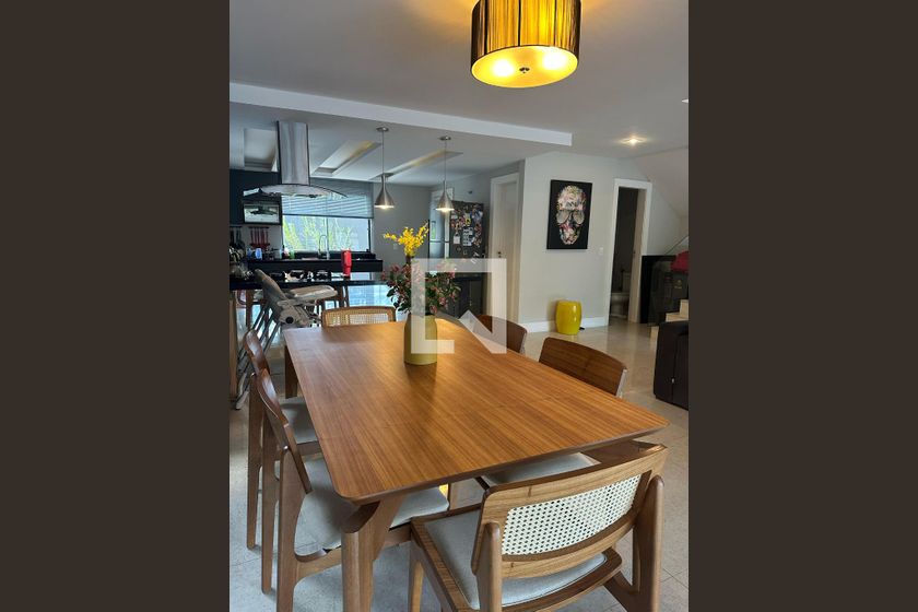 Casa, 4 quartos, 273 m² - Foto 13