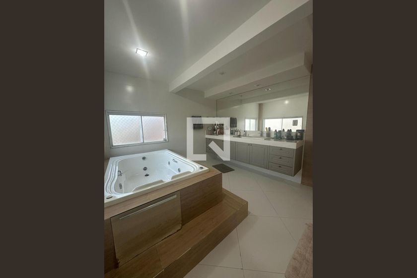 Casa, 4 quartos, 273 m² - Foto 53