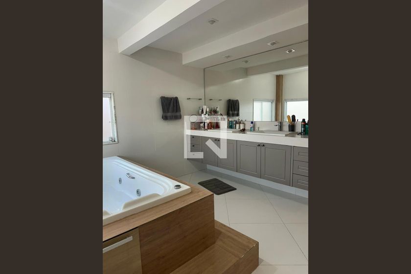 Casa, 4 quartos, 273 m² - Foto 59