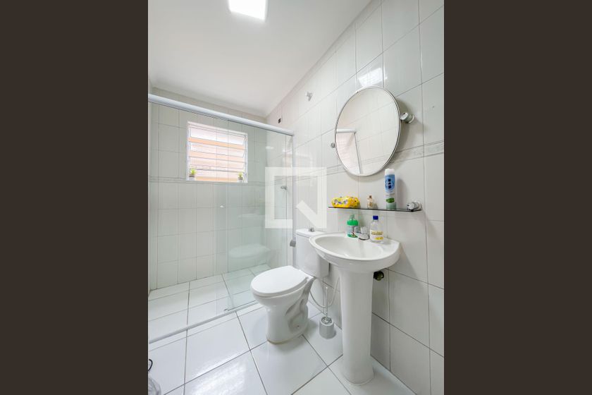 Casa, 3 quartos, 240 m² - Foto 9