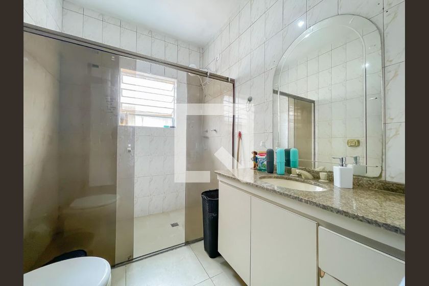 Casa, 3 quartos, 240 m² - Foto 47