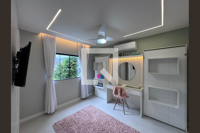 Casa, 3 quartos, 217 m² - Foto 49