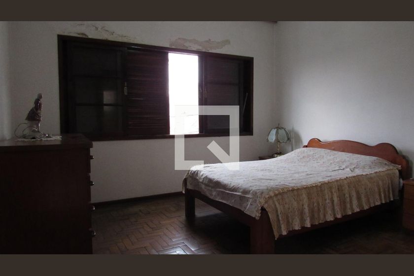 Casa, 4 quartos, 270 m² - Foto 35