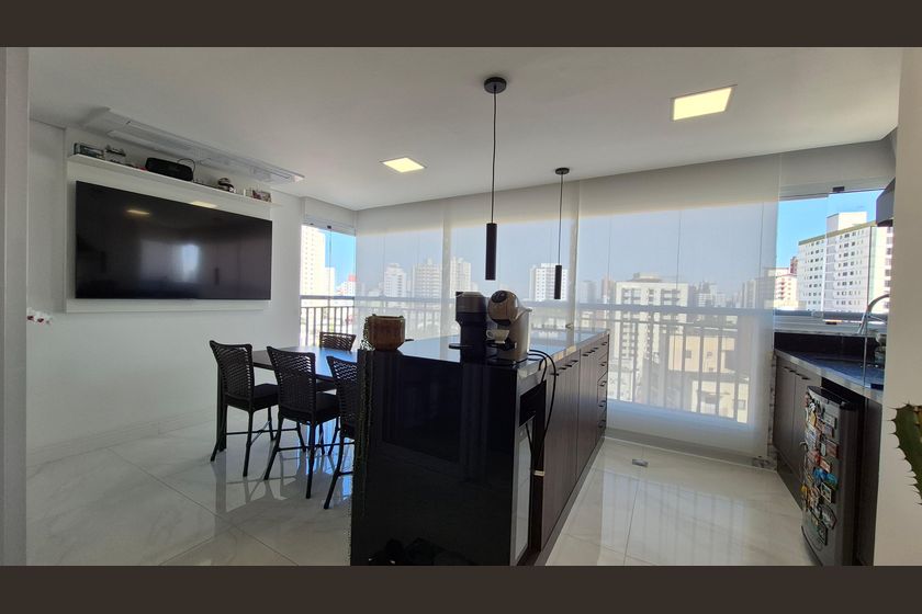 Apartamento em Centro - Więcej