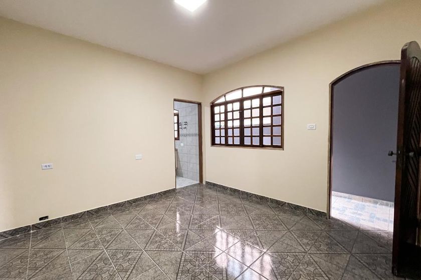 Casa em Jardim Thelma – pohled 2