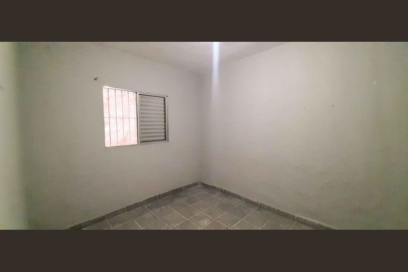 Casa em Jardim Roberto - Widok 6