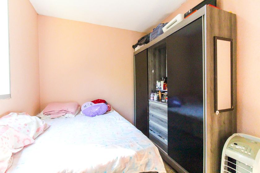 Apartamento em Colônia (zona Leste) - Więcej