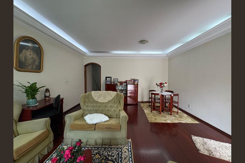 Casa em Vila Humaita - Mehr