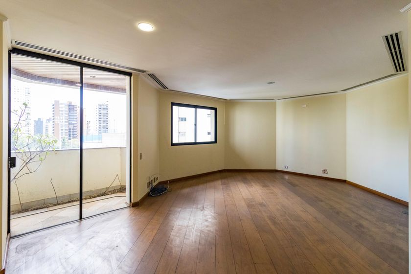 Apartamento em Vila Andrade - Więcej