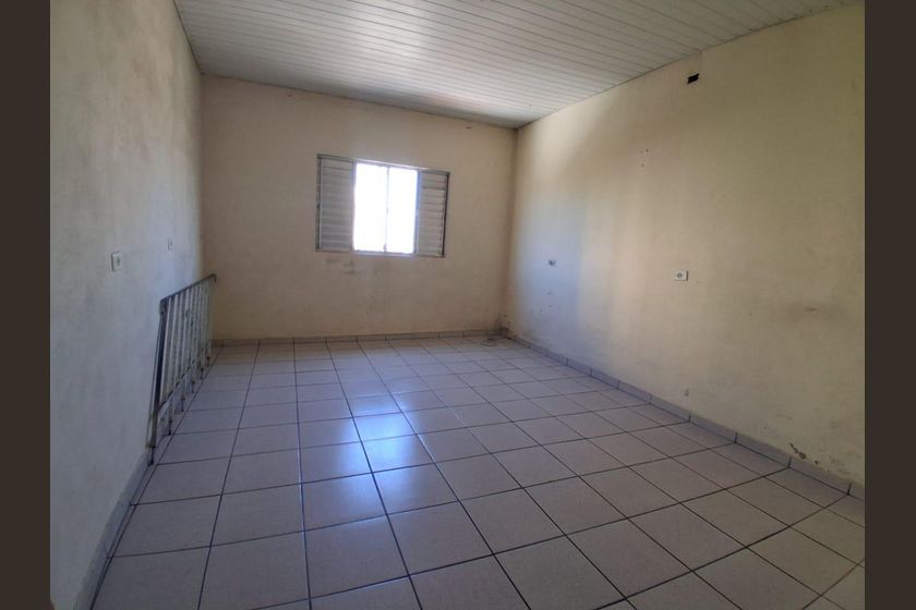 Casa em Baeta Neves - Więcej