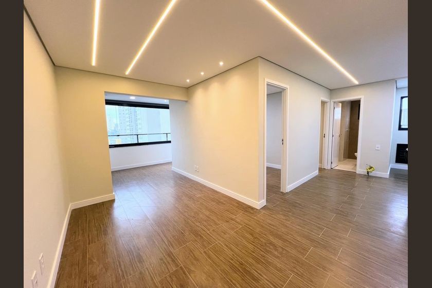 Apartamento em Centro - Widok 2