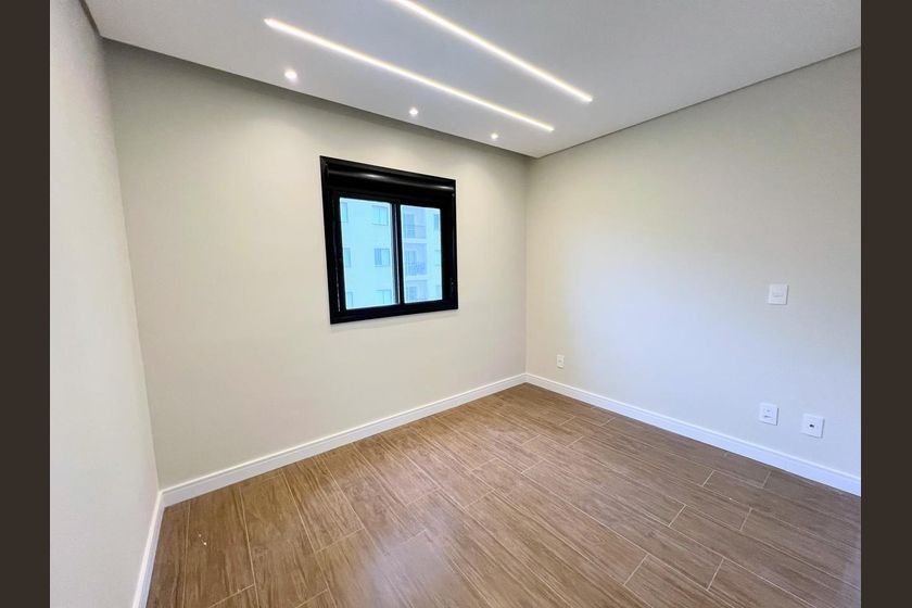 Apartamento em Centro - Widok 3