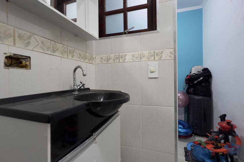 Casa em Parque Santo Antonio - Mehr