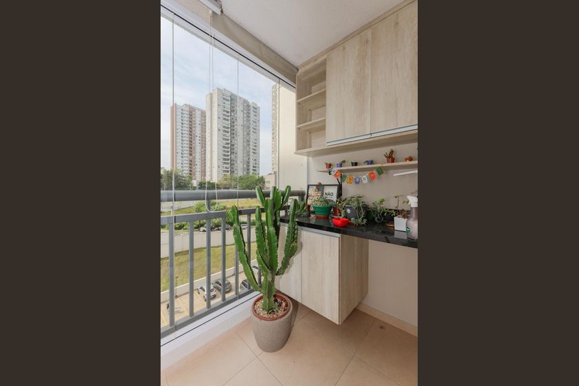 Apartamento em Parque Reboucas - Mehr