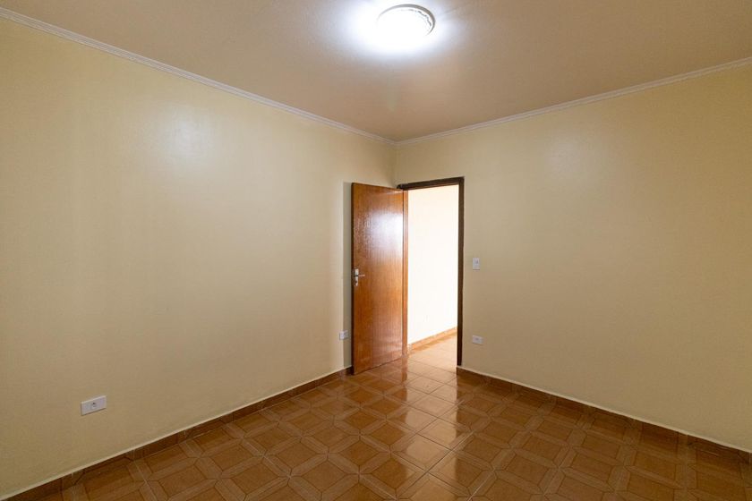 Casa em Colônia (zona Leste) - Więcej