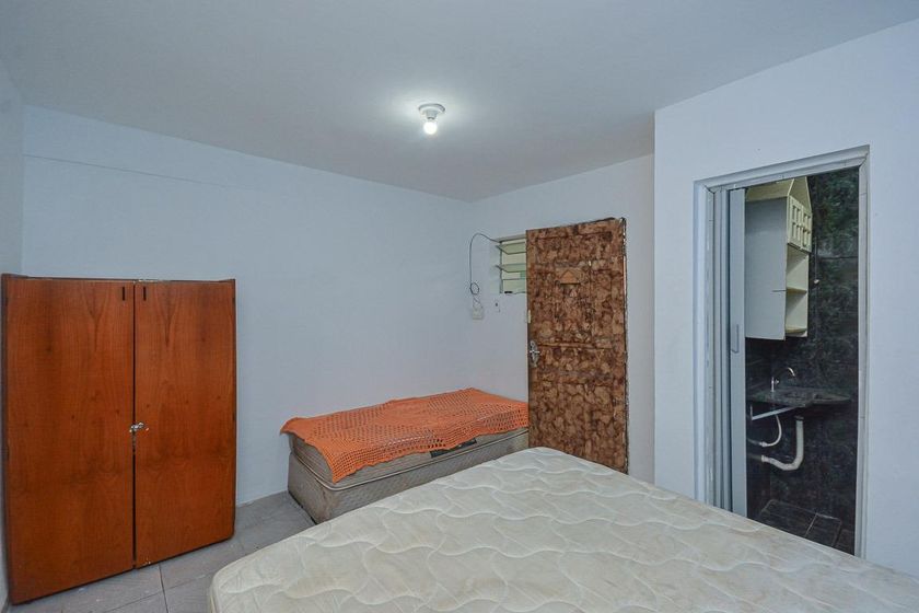 Casa em Cidade Dutra - Widok 3