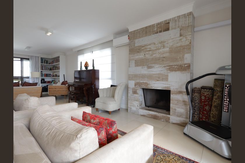 Apartamento em Vila Suzana - Więcej