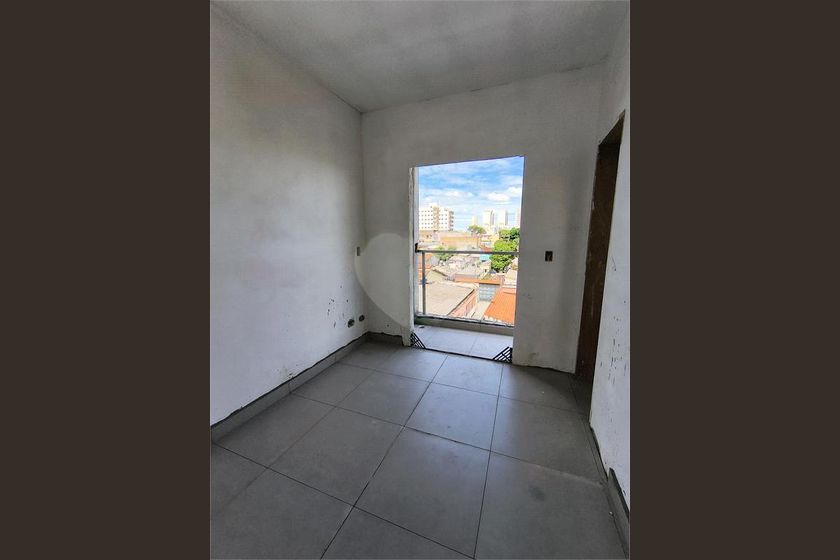 Apartamento em Parada XV de Novembro - Więcej