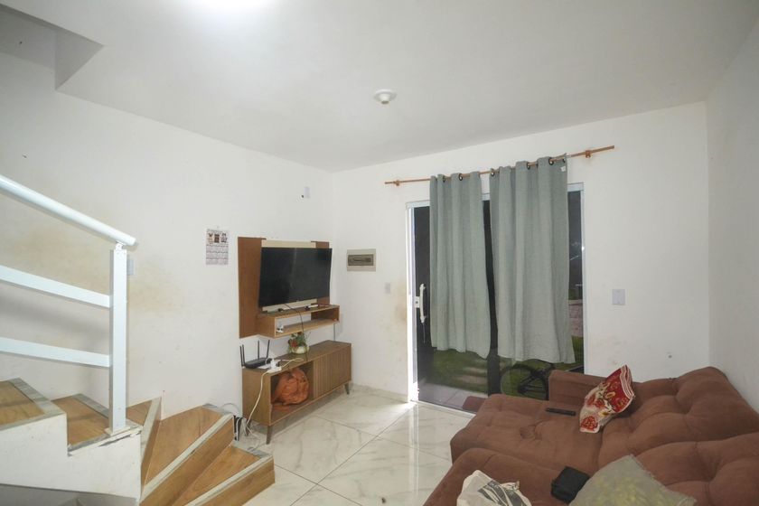 2-Bedroom House for Rent in Austin, Nova Iguaçu for R$ 1,700.00