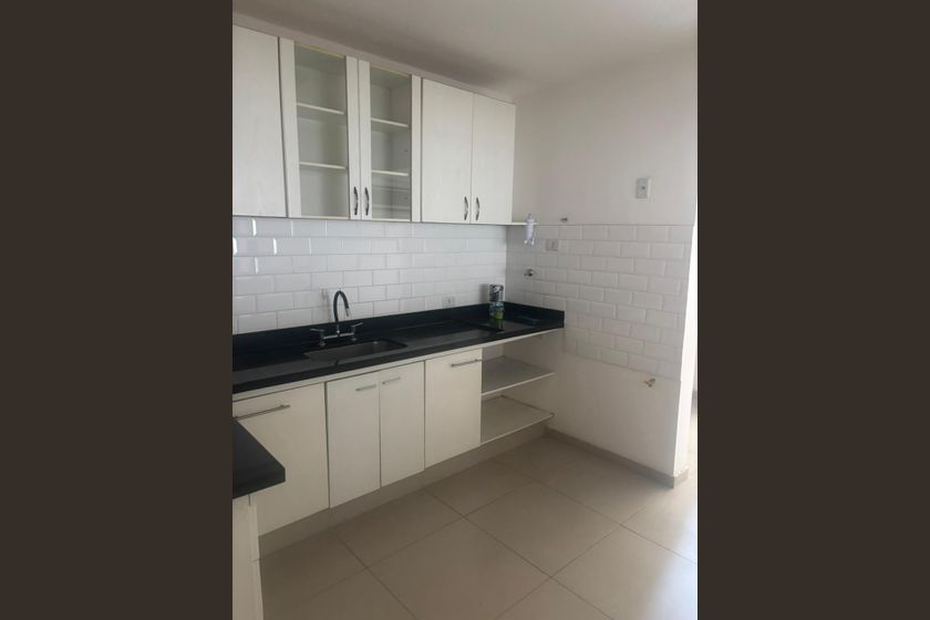 Apartamento em Santa Cecilia - Więcej