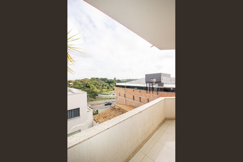Moradia – Contagem, Europa, Sede - Vista 3