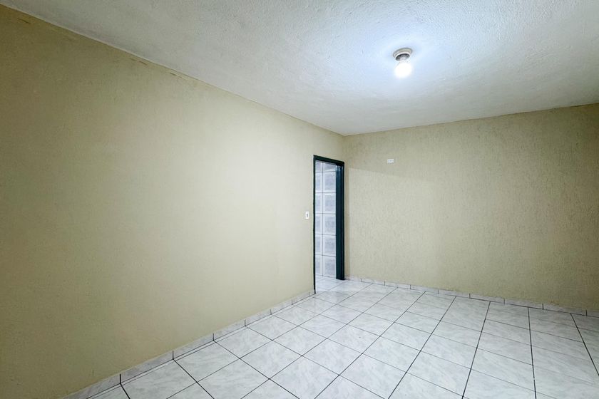 Apartamento em Alvarenga - Widok 5