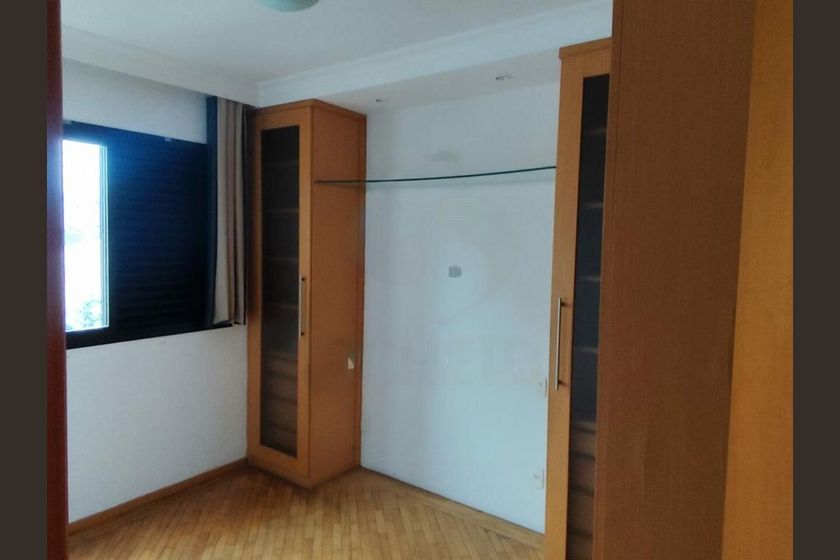 Apartamento em Vila Andrade - Więcej