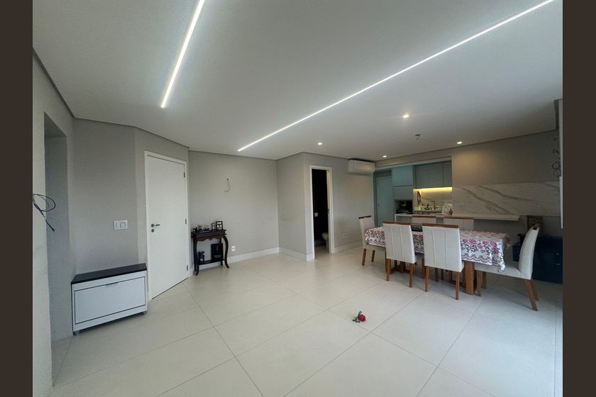 Apartamento em Centro Comercial Jubran - Mehr