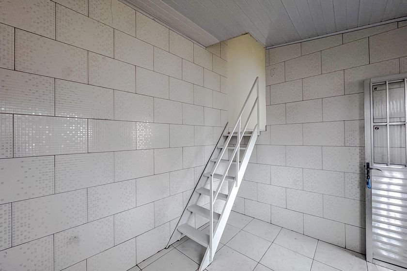 Casa em Vila Invernada - Mehr