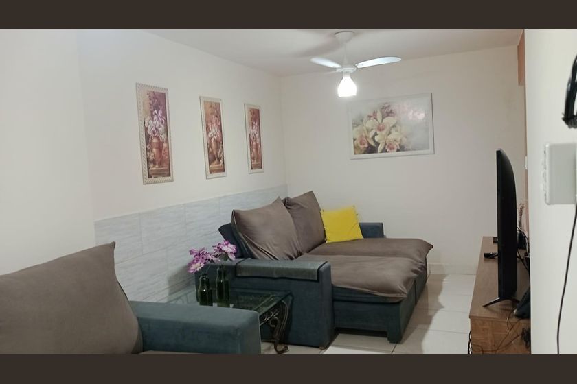 Casa com 2 quartos à venda em Campo Grande, Rio de Janeiro por R$ 420.000,00