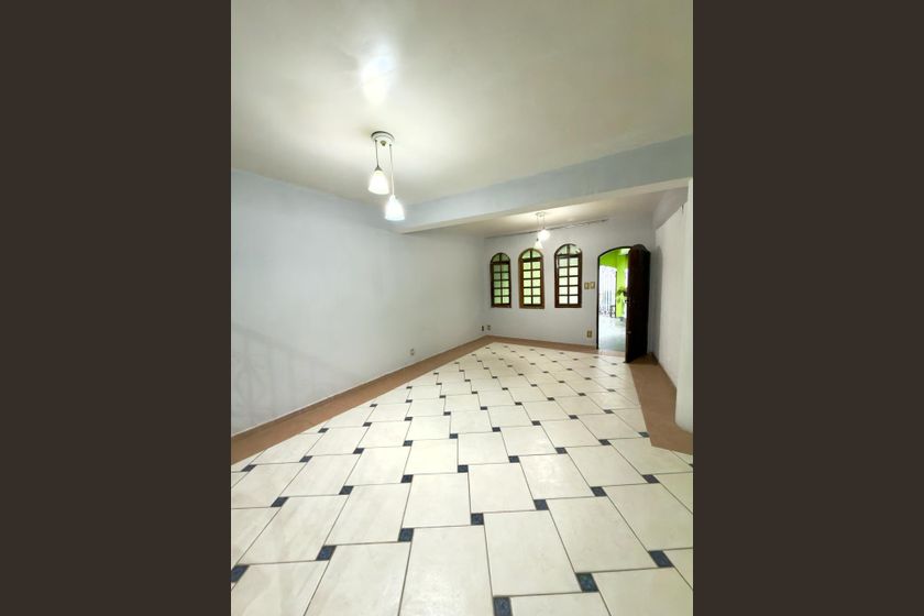 Casa em Vila Vitória - Widok 4