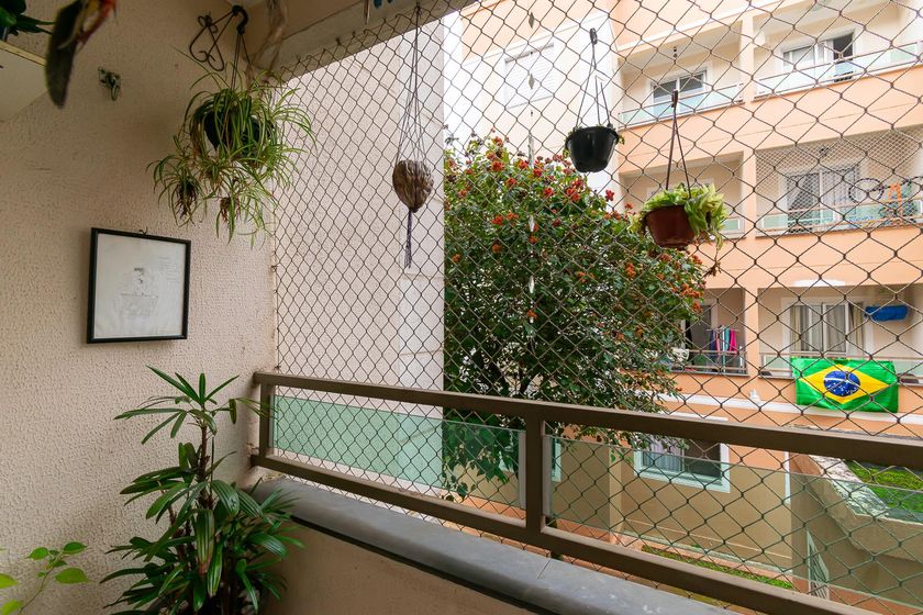 Apartamento em Jardim Santa Teresinha - Mehr