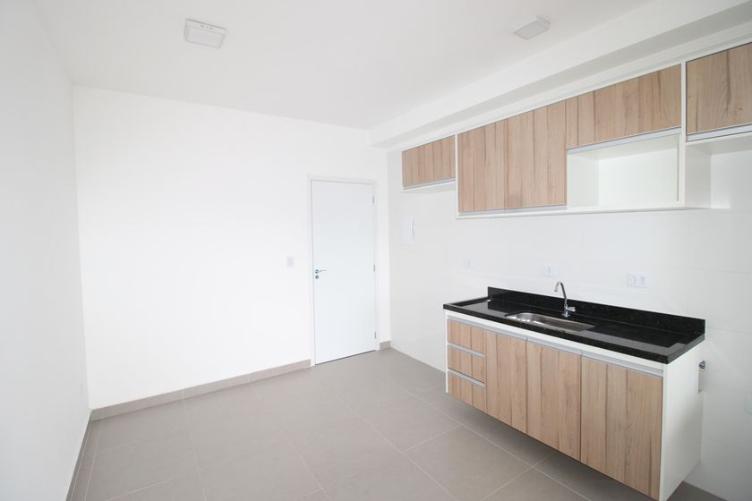 Apartamento em Parada Xv de Novembro - Mais