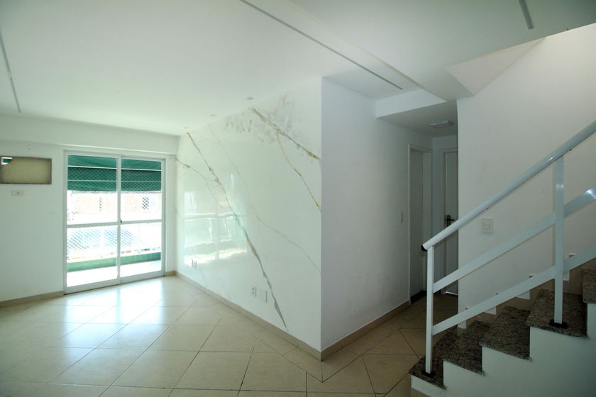 2-Bedroom Apartment for Sale in Vila da Penha, Rio de Janeiro for R$ 530,000.00