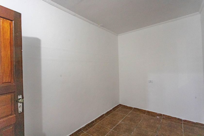 Casa em Conceição - Mehr