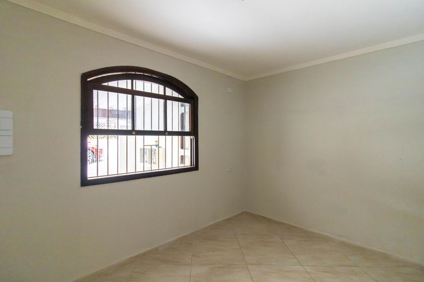 Casa em Vila Galvão - Widok 5
