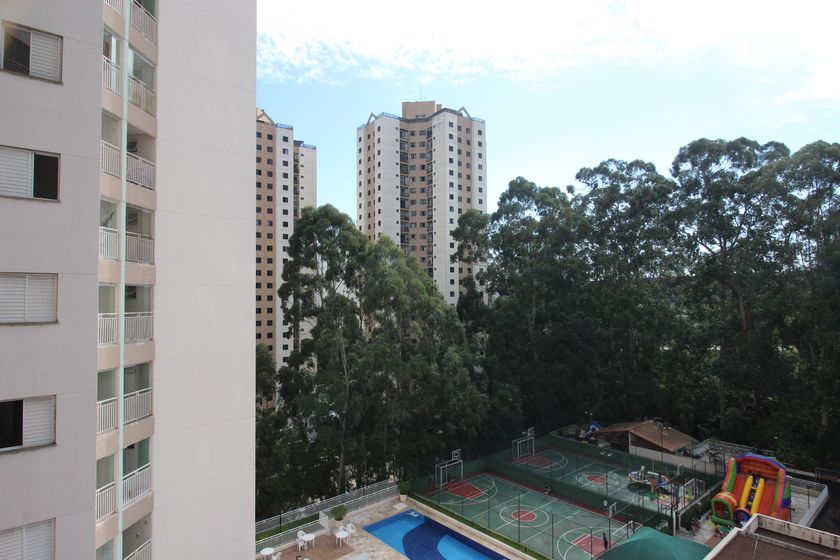 Apartamento em Vila Sonia do Taboao - Mehr
