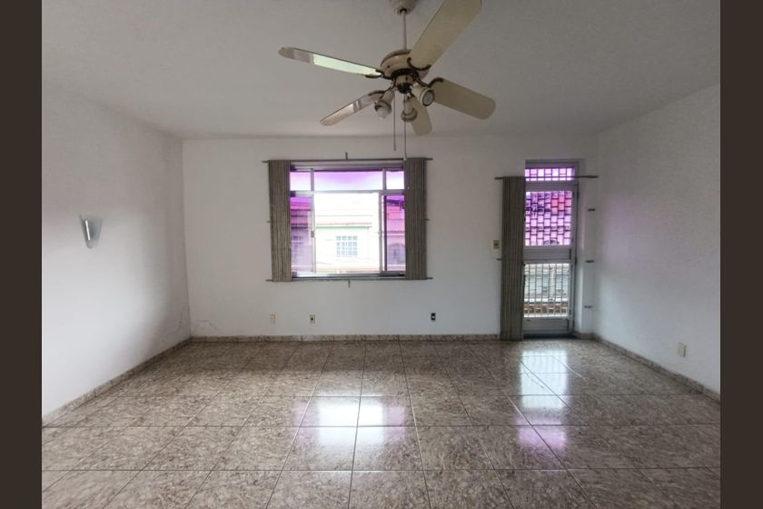 Casa com 4 quartos para alugar em Vila Dagmar, Belford Roxo por R$ 3.800,00