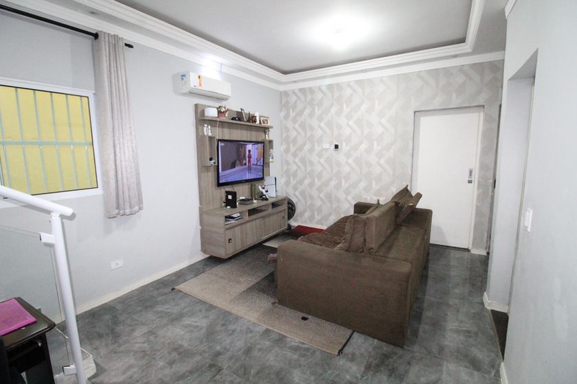 Casa com 3 quartos para alugar em Jardim Satélite, São José dos Campos por R$ 2.300,00