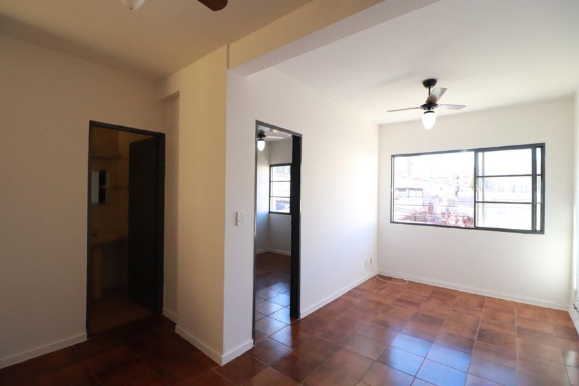 Apartamento com 1 quarto para alugar em Jardim Paulista, Ribeirão Preto por R$ 1.160,00