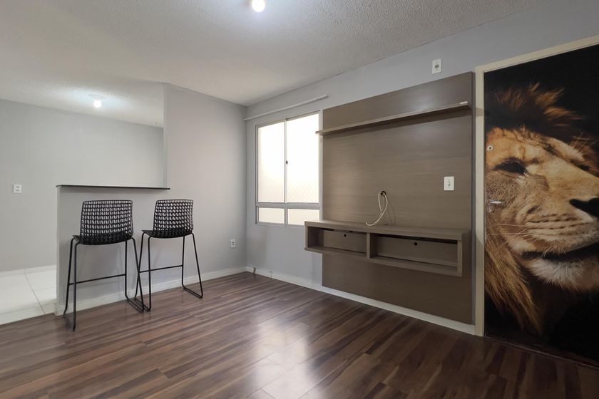 Apartamento com 2 quartos para alugar em Água Chata, Guarulhos por R$ 1.260,00