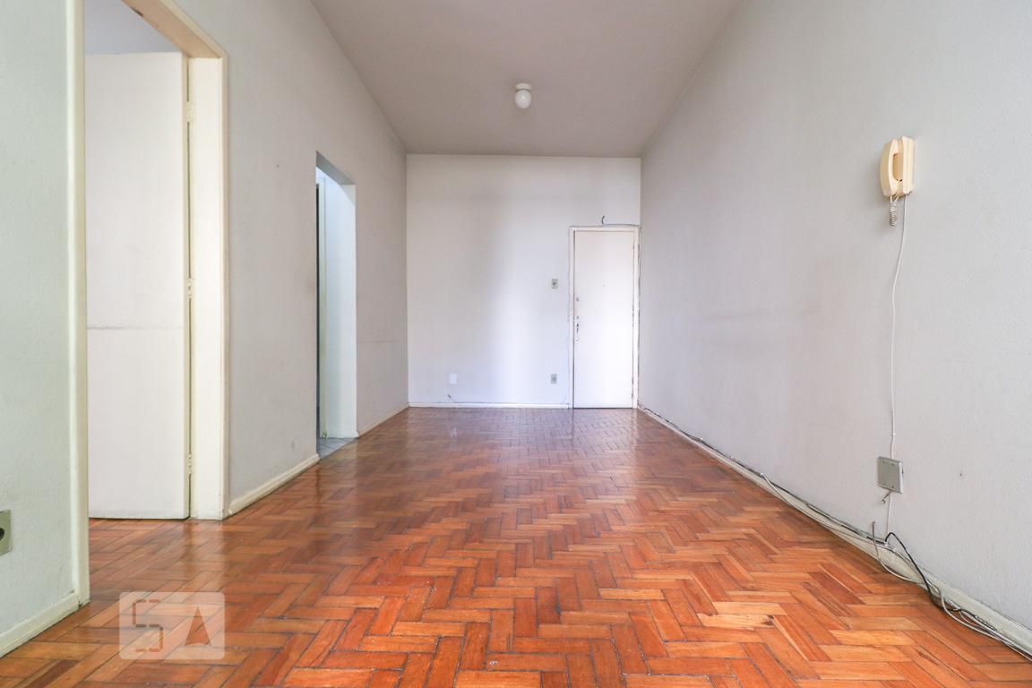 Apartamento para alugar com 1 quarto em Barro Preto, Belo Horizonte por