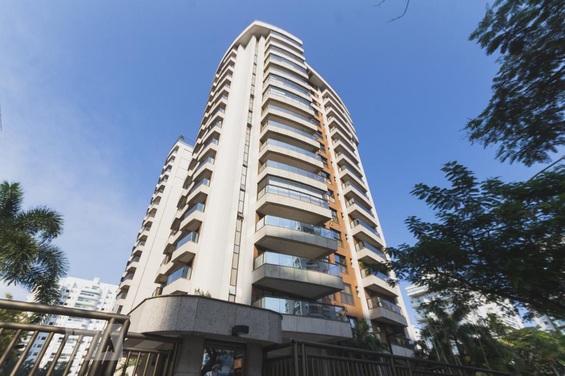 Alugue ou compre no Condomínio Condomínio Península Evidence Barra da