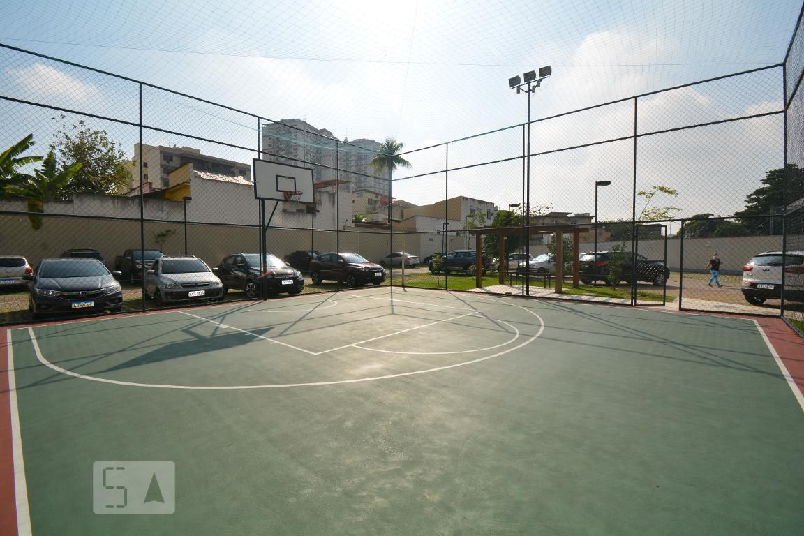 Alugue ou compre no Condomínio Refinatto Club Meier, Rio de Janeiro