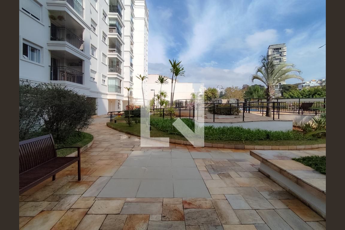 Alugue ou compre no condomínio em Rua Croata, 820 Vila Romana, São